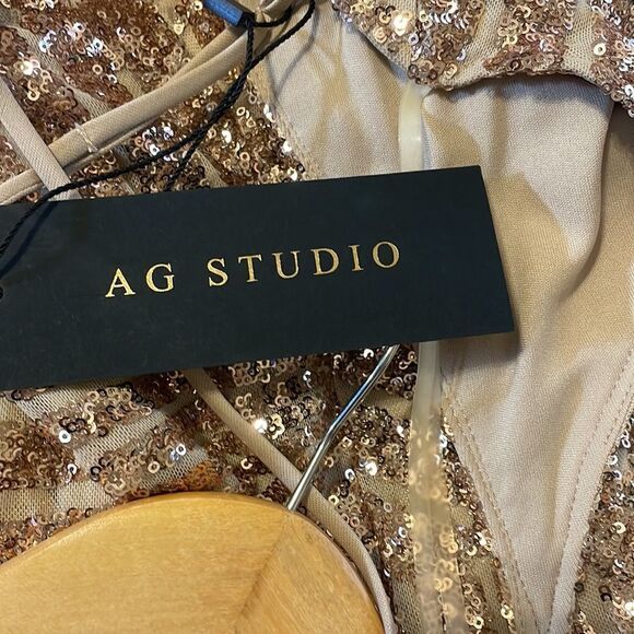 NEW Rubber Ducky Rose Gold Sequinned Dress NWT - Picture 5 of 6